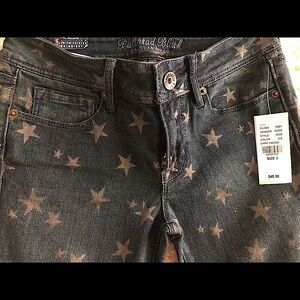 NEW Bullhead, PacSun Stretch Skinny Jeans with Stars